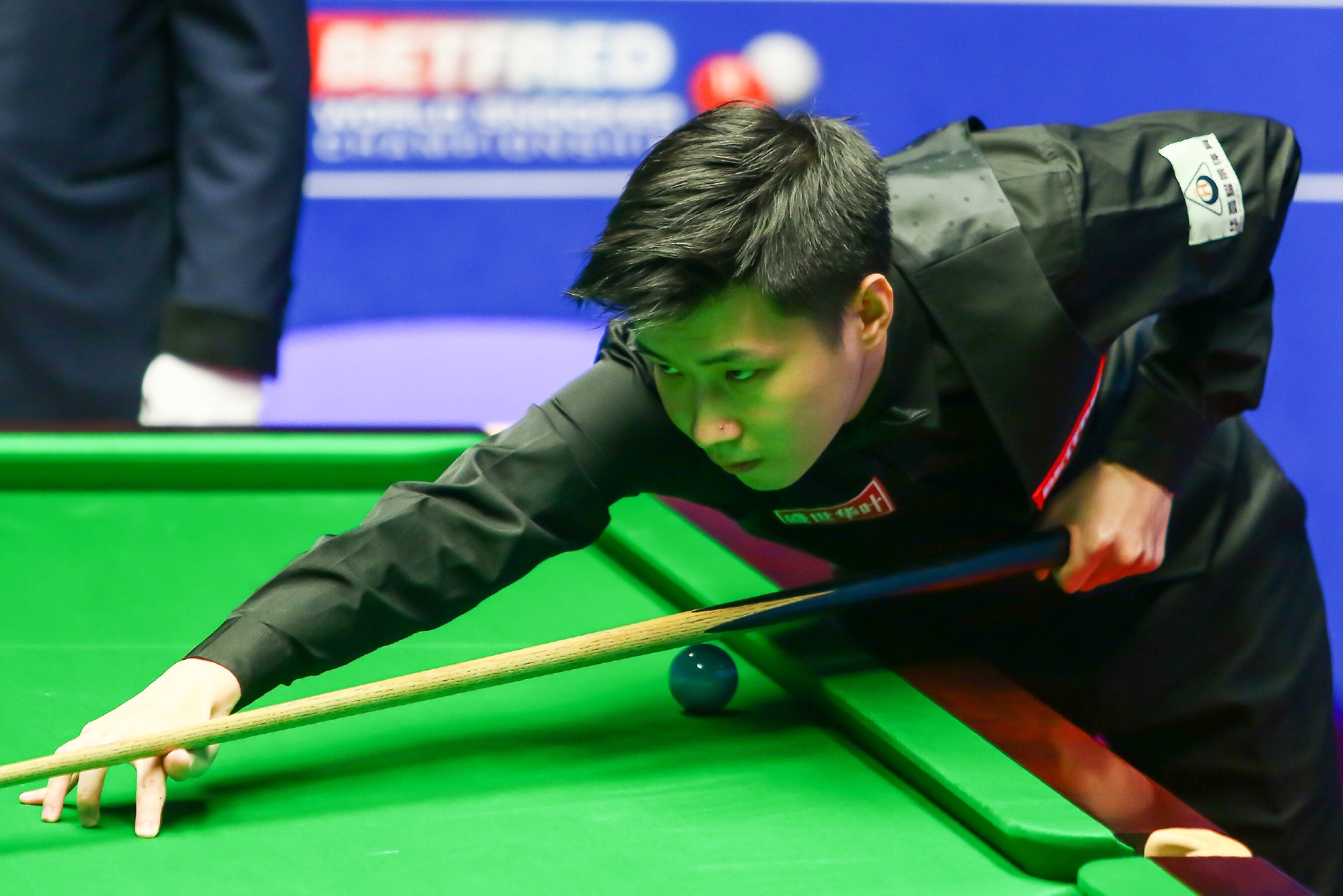 持续施压 持续施压