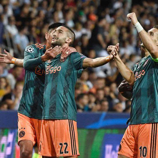 许多耳熟能 许多耳熟能